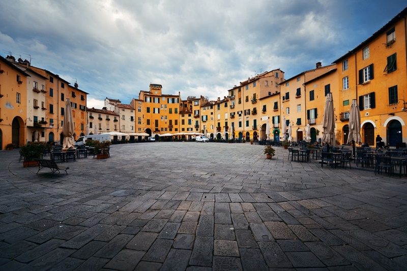 lucca na toscana