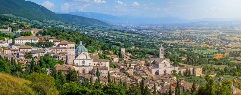 panorama de assis, italia