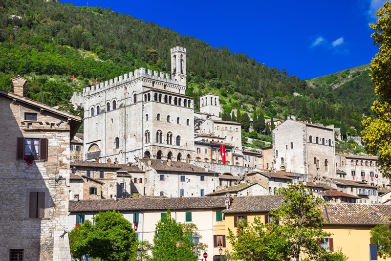 cidade de gubbio, italia