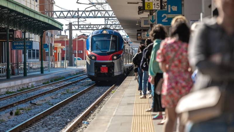 trem em Brindisi, Apulia